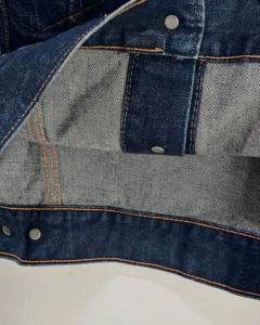 Chaqueta Vaquera de Mezclilla de Talla Grande de Calidad Superior con Bolsillos Personalizados, Peso del Tejido de 100 Gramos, Cierre de Botones Informal, Diseño Moderno - Product Image 3