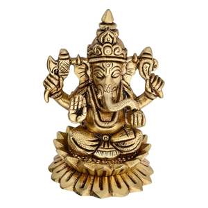 รูปปั้นเทวรูปพระพิฆเนศทองเหลืองขัดเงาสำหรับตกแต่งบ้านโต๊ะทำงานและแผงหน้าปัดรถยนต์รูปปั้นพระพิฆเนศที่สง่างาม - Product Image 1