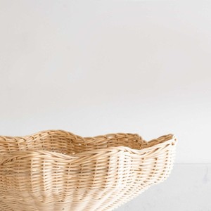 Bol à fruits en rotin ondulé, support sur pied, panier de service en osier naturel, bol de présentation fait à la main pour le comptoir de cuisine et la décoration de la maison - Product Image 3