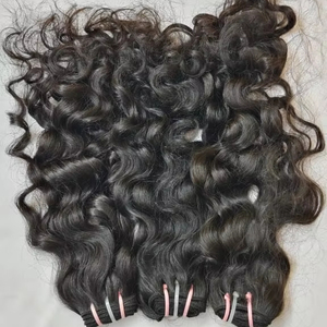 Extensiones de cabello ondulado de templo indio crudo sin procesar 100% al por mayor estilo ondulado profundo suelto cutícula de donante único alineada natural - Product Image 1