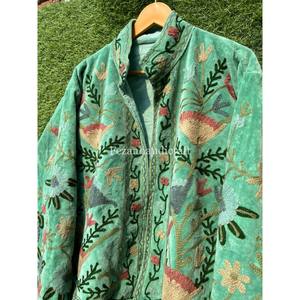 Venta al por mayor de punto acolchado Chaqueta corta de algodón uzbeko bordado Floral Suzani pato tela inspirada primavera Otoño Invierno - Product Image 4