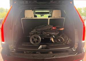 Cadillac Escalade V-Series 2025 Usada en Buen Estado, Todoterreno Deportivo - Product Image 5