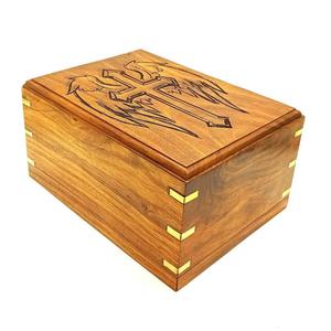 Urnes funéraires modernes en bois Fournisseur en gros d'urnes funéraires à jeton en bois Prix bas Fabriquées en Inde à partir de l'Inde - Product Image 3