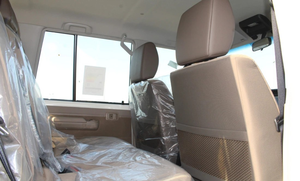 LAND CRUISER LC76 modèle 2024, 4.5L V8 DIESEL, faible kilométrage, aucun problème mécanique, prêt à rouler, en excellent état, prix de gros. - Product Image 2