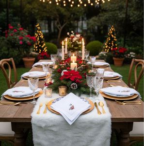 Serviette en tissu de coton personnalisée brodée cloches rouges et houx serviette de table de Noël ourlet serviettes de table maison hôtel vacances - Product Image 4