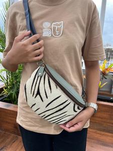 Poils faits à la main sur le sac de poitrine extérieur en cuir recyclé imprimé Animal pour les femmes en peau de vache occidentale cyclisme sport épaule sacs à bandoulière - Product Image 2