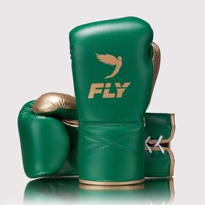 Gants de boxe et de combat en cuir vert personnalisés OEM équipement d'entraînement à lacets pour les arts martiaux et la boxe - Product Image 1