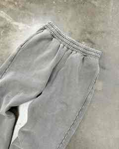 Pantalon de survêtement en coton polaire épais délavé gris vintage à capuche d'hiver avec logo personnalisé marque privée fabriquée au Pakistan - Product Image 2