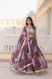 ชุดปักผ้าไหม georgette ล่าสุดออกแบบโดยดีไซเนอร์ - Product Image 2
