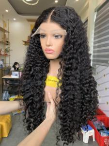 Perruque en cheveux humains bouclés de type Eurasien, personnalisable et prête à porter, vente en gros - Product Image 4