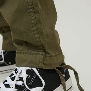 Pantalones Cargo para Hombre de Corte Recto, Estilo Nuevo, Hechos a Medida, con Color Personalizado, Color Sólido, Corte Ajustado, Proveedor de Pantalones Cargo para Hombre al por Mayor - Product Image 5