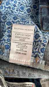 Micro pantalones cortos Y2K Silvian Heach | Denim desgastado con diamantes de imitación | Club Girl Summer Look | MS Handicraft Algodón moderno personalizado - Product Image 2