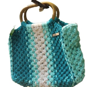 Cadeaux de vacances faits à la main pour femmes, sacs de plage bohèmes tissés, sacs à main en macramé et crochet pour femmes avec des couleurs bleu ciel - Product Image 1
