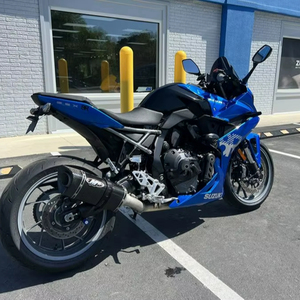 Motocicleta de Calle Suzuki GSX 8R 2025/2026 Nueva en Venta con Garantía - Product Image 1