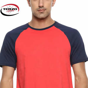 Offre Spéciale tenue décontracté manches raglan t-shirts col rond été gym extérieur t-shirts vierges avec service et design OEM pour hommes - Product Image 4