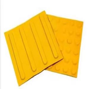 Les exportateurs indiens offrent des carreaux de pavage tactiles auto-adhésifs en PU de haute qualité pour la sécurité routière à des prix économiques - Product Image 1