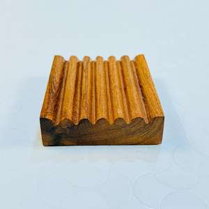 Jabonera de Madera Única en Oferta para Uso Doméstico, Fácil de Limpiar y con Diseños que Permiten que el Jabón se Quede en su Superficie - Product Image 4
