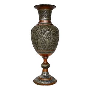 Ancient Style Luxury Brass Vase Vintage Indian Handcrafted Flower Stand for Sofa <b>Space</b> Top Selling at Reasonable Price - Product Image 1