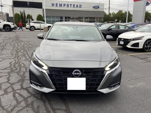 Nissan Altima 2.5 SV FWD 2025, Listo para Enviar - Product Image 1