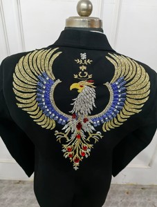 Esmoquin con bordado de águila audaz para hombre, traje negro con detalles en la parte delantera y trasera - Product Image 6