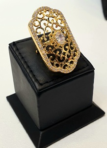 Joyería Árabe de Moda Chapada en Oro de 24K, Material de Latón con Diseño Elegante - Product Image 2