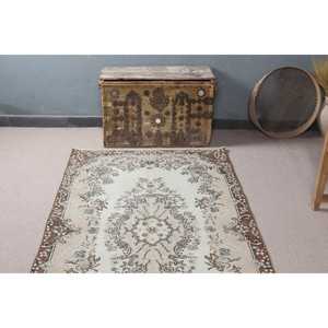 Tapis vintage turc 3,7x6,9 pieds, tapis à carreaux marron et blanc - Product Image 4