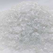 Venta al por Mayor de Escamas de Botellas de PET Transparentes Lavadas en Caliente, Grado de Moldeo, Residuos de Plástico PET a Granel con Envío Rápido - Product Image 3