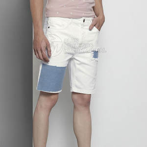 กางเกงยีนส์ขาสั้นแฟชั่นสำหรับผู้ชายกางเกงยีนส์ขาสั้นทรงขาดรายละเอียดและสีซีดสำหรับสไตล์อินเทรนด์ - Product Image 2
