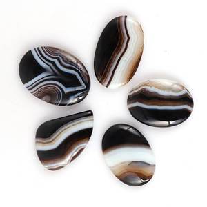 Cabochons en agate noire naturelle de qualité supérieure, forme ronde et carrée, dos plat, pierres pour la fabrication de bijoux - Vente en gros personnalisée - Product Image 3
