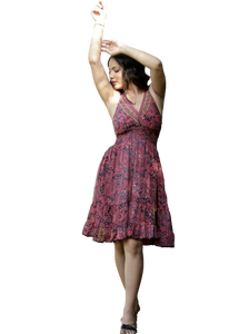 Robe en soie imprimée pour femmes avec des imprimés audacieux pour un look exceptionnel Summer Wear High Waist Ethnic Long Maxi Backless Dress - Product Image 3