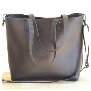 Sac fourre-tout personnalisé en cuir véritable de qualité supérieure, résistant à l'eau, durable, sac à main de luxe, sac à bandoulière vintage, portable, pour femmes au quotidien - Product Image 1