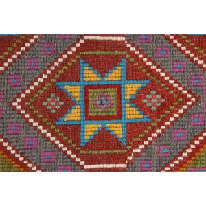 Tapis vintage 5,6x10,6 pieds, grand tapis turc, tapis à motifs de plantes et d'arbres rouges et violets - Product Image 5