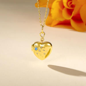 Collar con Medallón Personalizado con Foto de Corazón Jeulia con Diamante y Perla de Piedra Natal - Product Image 5