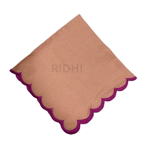 Nuevas Servilletas Ridhi 2026 Blancas de Lino Puro con Bordado Festoneado para Fiestas en Casa, Bodas, Eventos, Regalos para Damas de Honor - Product Image 1