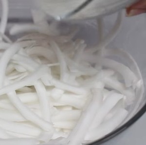 Fil à viande de noix de coco en grande quantité, délicieux fil à viande de noix de coco, fil à viande de noix de coco, frais vacances - Product Image 1