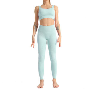Venta al por mayor entrenamiento Fitness Yoga Sets secado rápido transpirable deporte Yoga Set para mujeres Nylon Spandex conjunto de Yoga sin costuras personalizado - Product Image 1