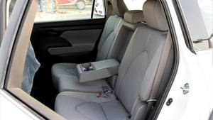 NUEVO Toyota Highlander LE HV 2026 (299hp) 2.5L 4 cilindros Híbrido AWD Transmisión Automática Volante a la Izquierda - Product Image 5