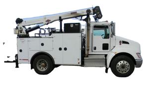 Camión de Servicio Pesado 2024 con Grúa de 10000 lb, Motor Diésel de 250HP, Camión de Trabajo Utilitario Automático de 6 Velocidades en Buenas Condiciones - Product Image 5