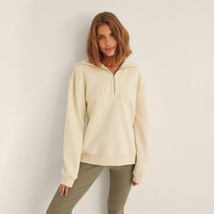 Sweat-shirt pour femmes 100% coton Fabricant en gros Fermeture éclair quart de tour Matière en tissu polaire Impression de logo personnalisée - Product Image 1