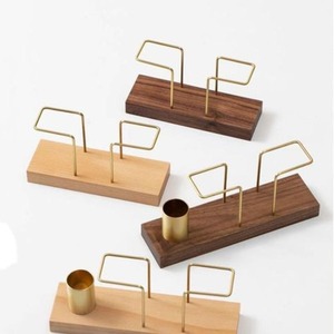 Porte-serviettes élégant en métal fait à la main artistique décoratif Durable organisateur idéal pour les comptoirs de salle à manger et de restaurant - Product Image 3