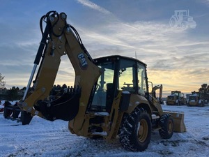 Compre una Nueva Retroexcavadora CATERPILLAR 420 del 2025 - Product Image 2