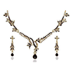 Ensemble de bijoux fins Kriaa Collier plaqué or 1103918 avec goutte de pierre autrichienne noire - Product Image 1