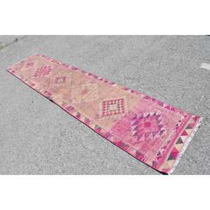 Tapis turc vintage de 2,5 x 11,5 pieds, tapis de couloir, tapis persan Herki rose - Product Image 4