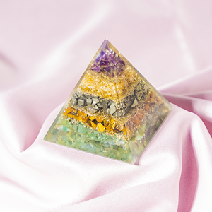 Pyramide d'Orgone Magnétique de Guérison par les Cristaux, Meilleure Vente en Gros, pour la Croissance Positive et la Méditation - Product Image 4