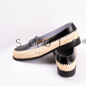 รองเท้าทำด้วยมือโมร็อกโกทำจากใยปาล์มธรรมชาติและฝ่าเท้าหนังแท้ Ziraffia - Product Image 1