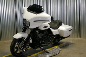 Motocicleta de Turismo Harley Davidson Street Glide 1917 cc V2 de 4 Tiempos, Modelo 2025-2026, la Más Vendida, Lista para Envío Mundial - Product Image 5