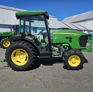 Tracteur agricole 4x4 Johnny Deeree 5083EN 2016, 85 CV, avec moteur, pompe et roulement - Product Image 1