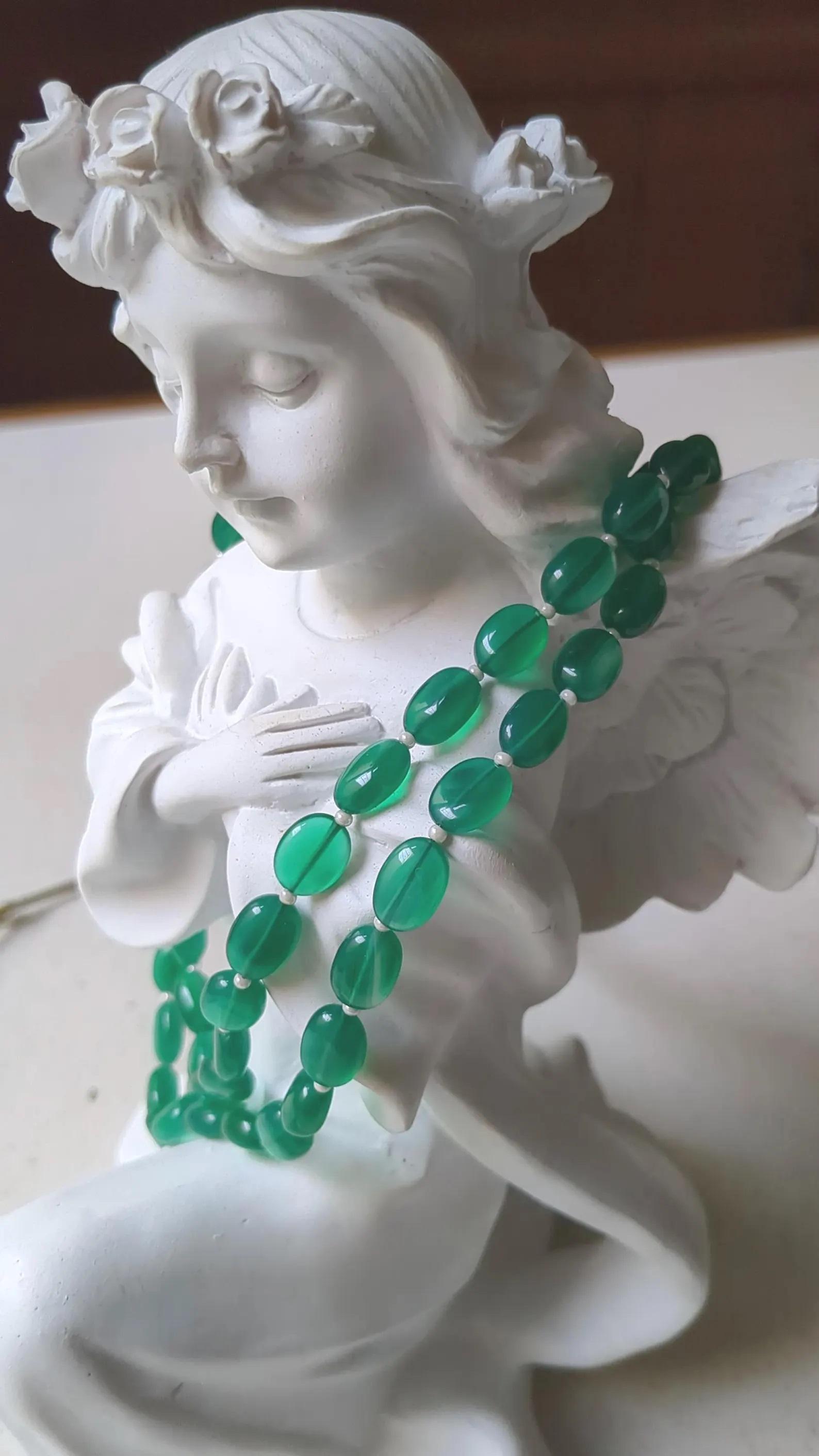 สีเขียว