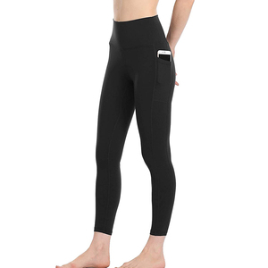 Leggings de yoga légers respirants taille moyenne pour femmes avec poches pratiques Spandex/Nylon pour les sports de fitness de gymnastique - Product Image 4