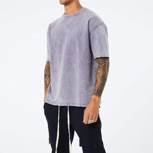 T-shirt en coton durable pour un confort quotidien et un look élégant  Outfitize International - Product Image 4